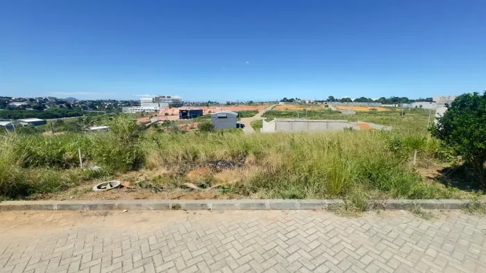 Lote a venda com 261,22m2 No Loteamento Leste Oeste em Cariacica - ES