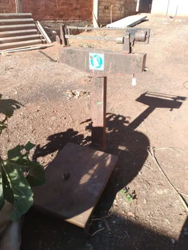 Balança de ferro velho 