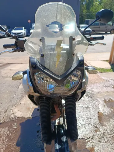 Ténéré 250 cc licenciada sem multas no meu nome pronta pra transferir