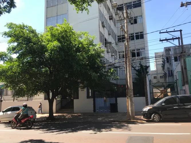Apto área central *