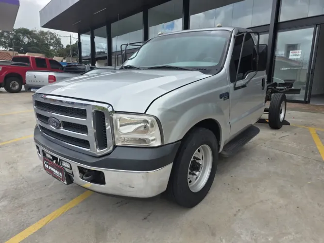 Ford F-350 3.9 Turbo Intercooler Diesel 2P Manual 2008