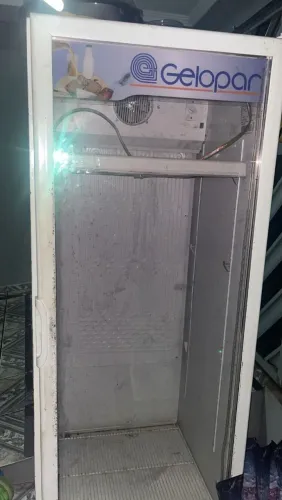 Freezer expositor