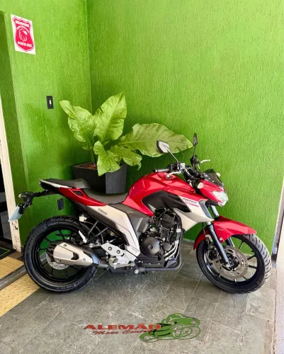 YAMAHA FZ25 FAZER - Alemao Moto Center 