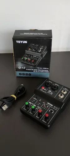 Interface/Mesa de Áudio Teyun Q-12 USB - Nova na Caixa