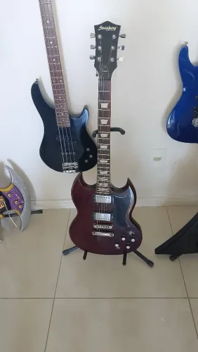 Guitarra SG Strinberg