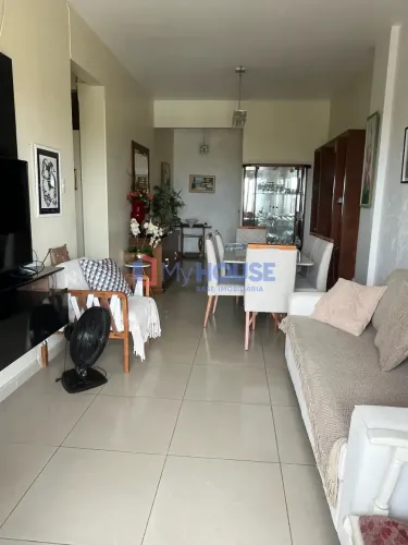 Apartamento padrão à Venda