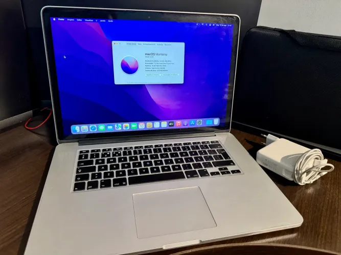 MacBook Pro 15 Retina | Mid 2015 | i7 | 16GB RAM | 256GB SSD