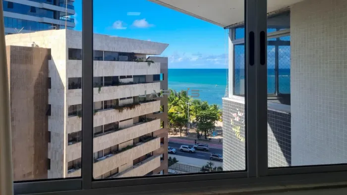 Duplex na cobertura com vista mar. Mobiliado na Ponta Verde R$ 2.590.000,00