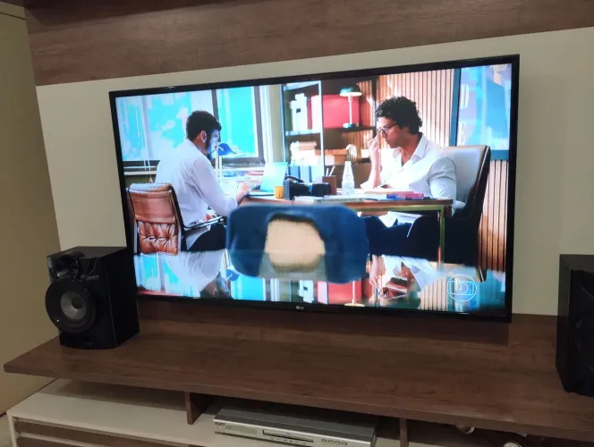 TV 49 POLEGADAS LG NOVÍSSIMA