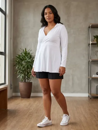 ATREVIDA BATA MALHA ALONGADA TAM M (42) 25,00<br>ALTURA 75CM<br>BUSTO 53CM<br>