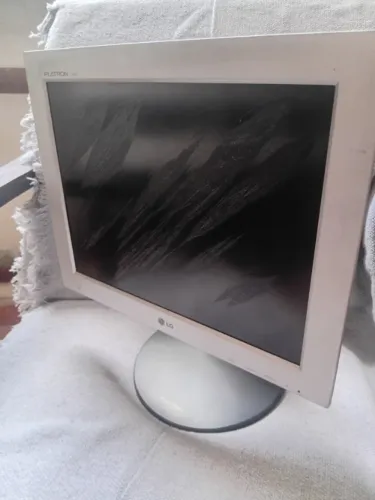 Monitor para PC de 14 polegadas (com defeito)