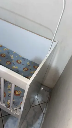 Mini berço usado uma vez vai com o colchão e a fronha
