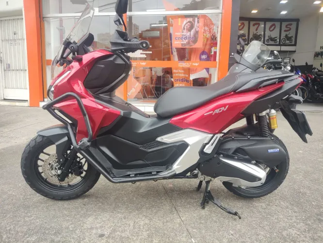 Honda ADV 160 2025