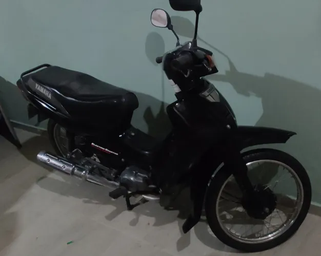 Vendo Moto Yamaha Crypton 2000 - raridade