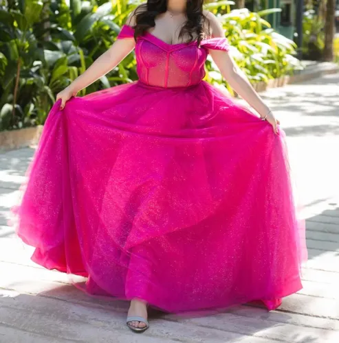 Vestido Rosa 2 em 1 para aniversário de 15 anos