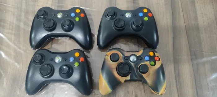 Controles de Xbox 360 com alguns defeitos ver descrição 
