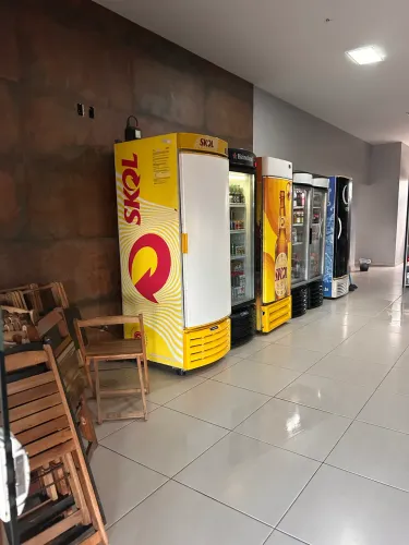 VENDE-SE CONVENIÊNCIA DE BEBIDAS COMPLETA 