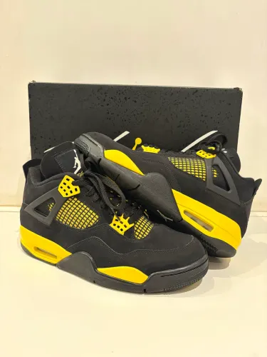 Air Jordan 4 ORIGINAL Retro Thunder TAM 41 Black / Tour Yellow