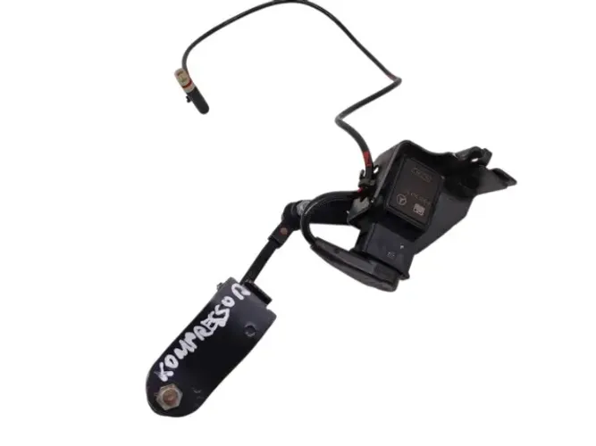 Sensor nivel altura Mercedes-Benz C230 1.8 KOMPRESSOR 2006