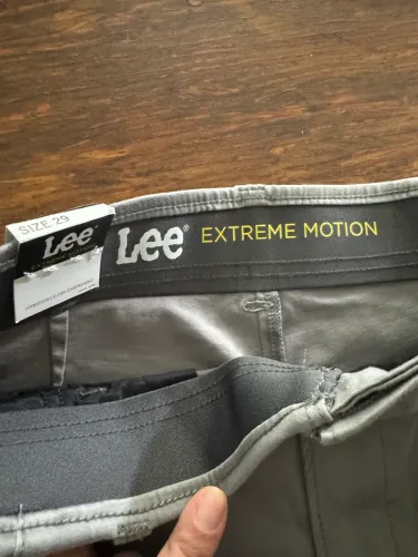 Bermuda masculina Lee 38