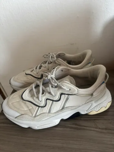 Tênis Adidas Ozweego novo