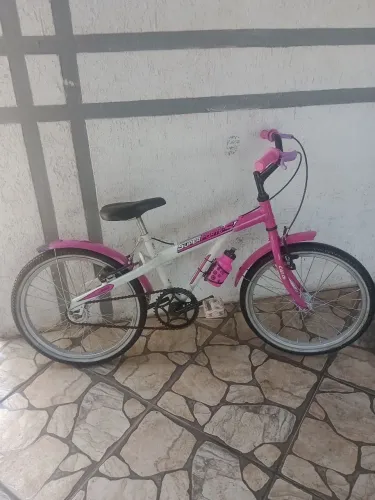 Bicicleta Caloi aro 20 em ótimas condições de uso