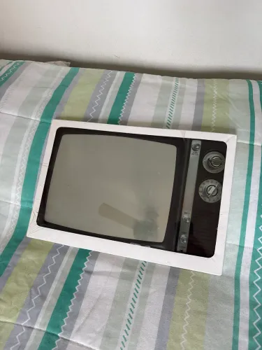 Espelho estilo TV Importado!! Desapego !!