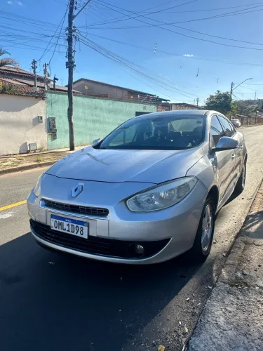 Renault Fluence Sed. Dynamique 2.0 16V Flex Mec. 2014
