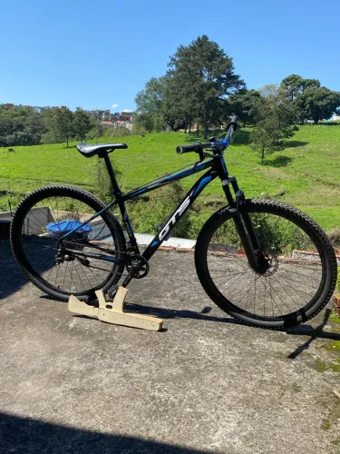 Bicicleta aro 29 gts pra vender ou rolo em alguma coisa do meu interesse