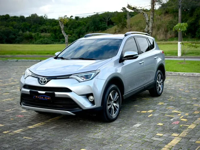 Toyota RAV4 2.0 Top 4X2 16V Aut. 2018
