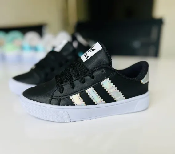 Promoção Tênis Adidas infantil