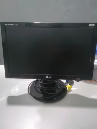 Monitor LG 17