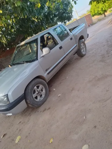Chevrolet S10 Blazer DLX 2.8 4X4 TB Interc. Diesel 2003