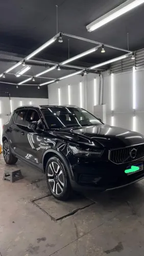 Volvo XC40 XC 40 T-5 Híbrido Momentum 1.5 262cv 2021