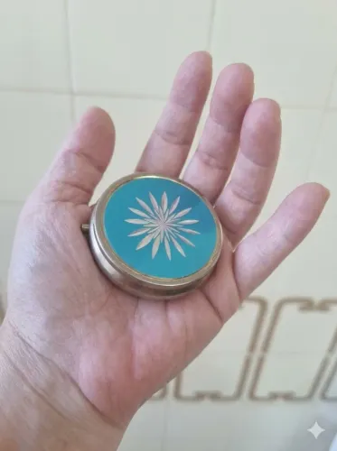 Antigo Porta Pílulas Anos80 - Retrô Estilo Anos 60 Estampa Starburst Azul