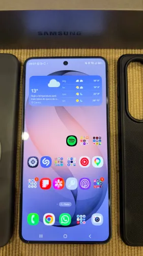 S26 - 256 GB - 1 semana de uso 