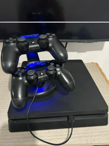 PS4 SLIM  DESBLOQUEADO