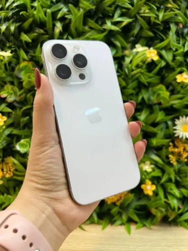 iPhone 16 Pro 128GB Desert - 93% Bateria - Seminovo - Retirada em Loja Física em BH