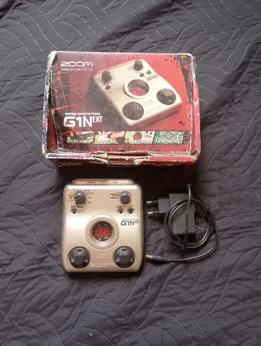 Pedaleira zoom g1next 