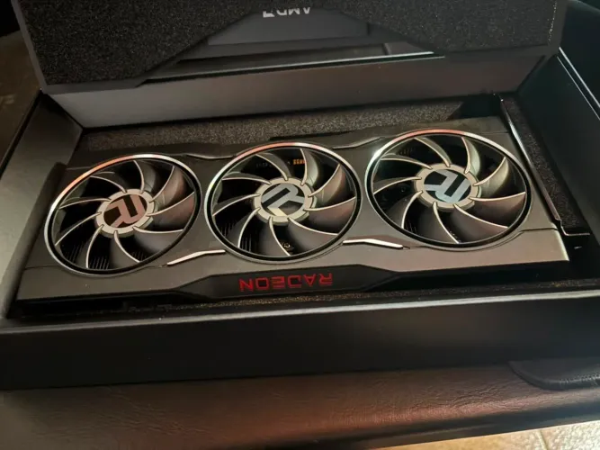 Placa de vídeo rx 6750xt fouders edition