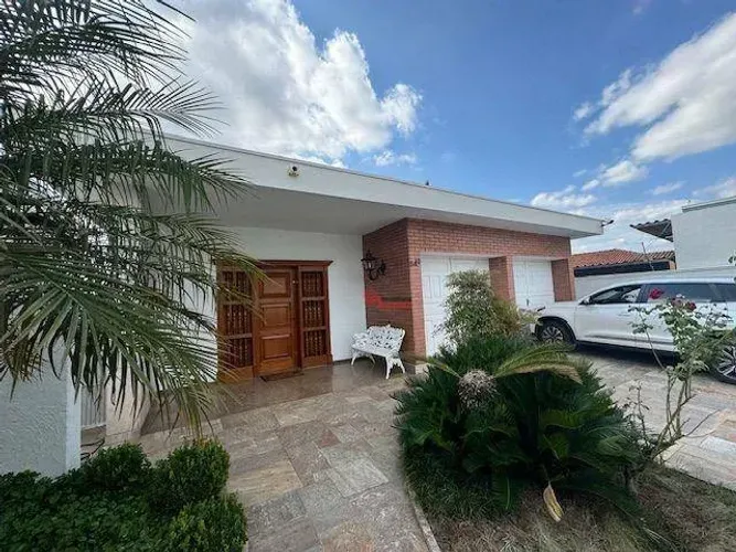 Casa com 3 dormitórios para alugar, 319 m² por R$ 9.000,00/mês - Centro - Santa Bárbara D'