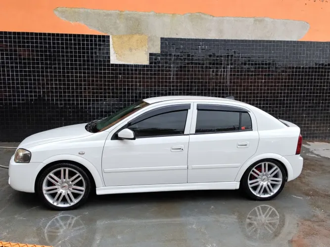 Chevrolet Astra 2.0 8V/ CD 2.0 8V Hatchback 5P MEC 2003