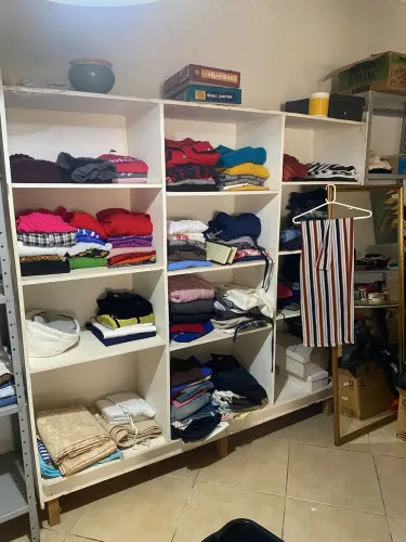 Estante Colmeia Organizadora Grande (1,85m x 1,80m x 40cm) - Motivo Mudança