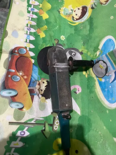 Lixadeira de acabamento