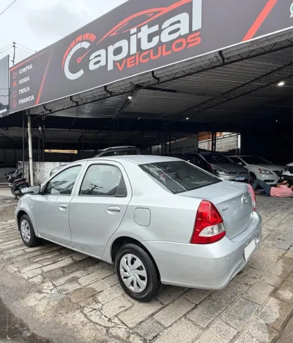 Toyota Etios X Sedan 1.5 Flex 16V 4P Aut. 2018