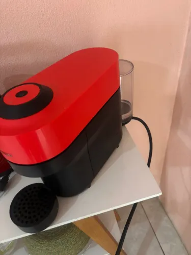 Cafeteira Nespresso Vertuo Pop Vermelha - Excelente Estado