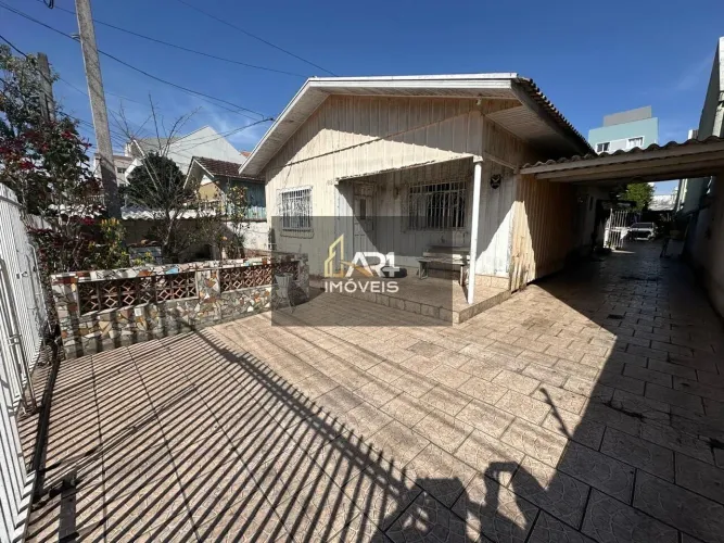 Terreno à Venda no bairro Cajuru em Curitiba/PR