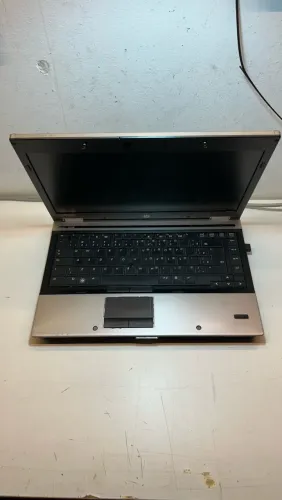 Notebook HP i5 4GB HD de 500GB Bateria Off