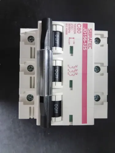 Disjuntor trifásico 80A 100A 125A