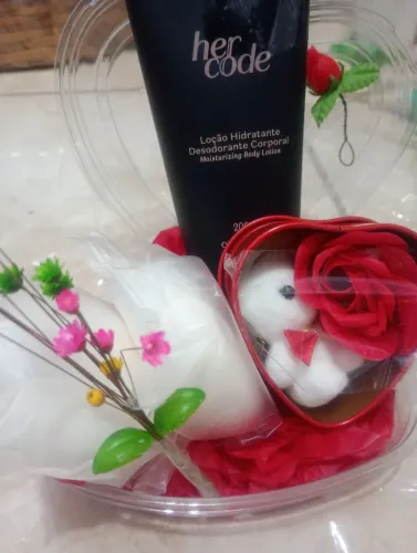 Cesta de presente para o dia das mães, namorados e outras datas produtos originais